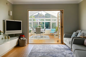 Reception room- click for photo gallery